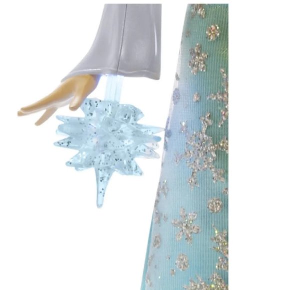 NEW 2014 Mattel Disney Frozen Ice Power Elsa Doll-Light Up Snowflake - Picture 6 of 13